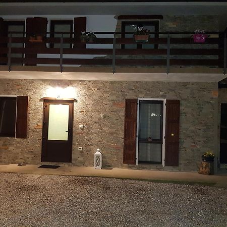 Bed And Breakfast Mon Amour Flagogna Exterior foto